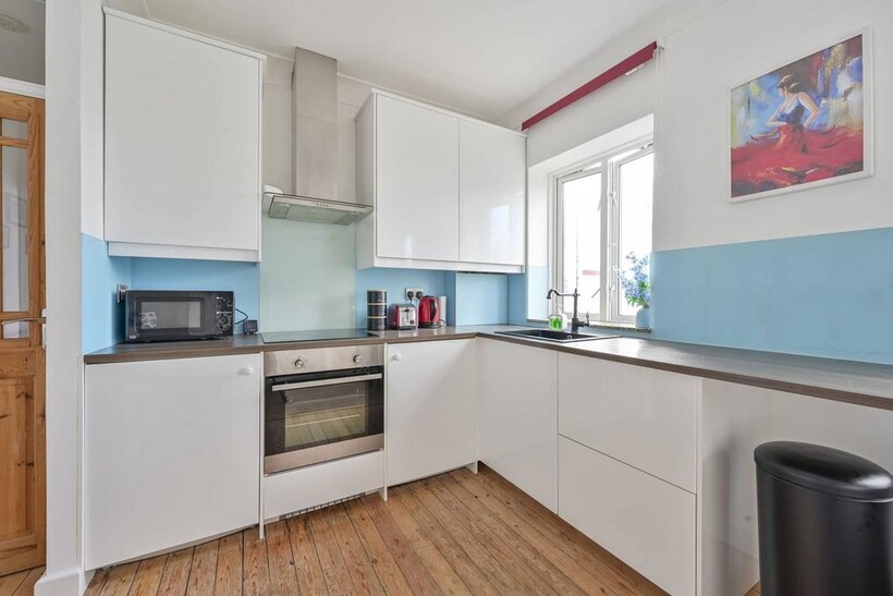 Bushey Road, Wimbledon, London, SW20 1 bed flat to rent - £2,384 pcm (£550 pw)