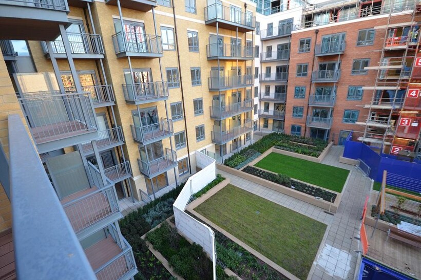 Aerodrome Road, London NW9 1 bed flat to rent - £1,600 pcm (£369 pw)