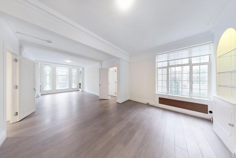 Berkeley Court, Glentworth Street... 3 bed apartment to rent - £6,283 pcm (£1,450 pw)