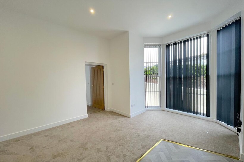 Abbey Road, Torquay, TQ2 1 bed ground floor flat to rent - £775 pcm (£179 pw)