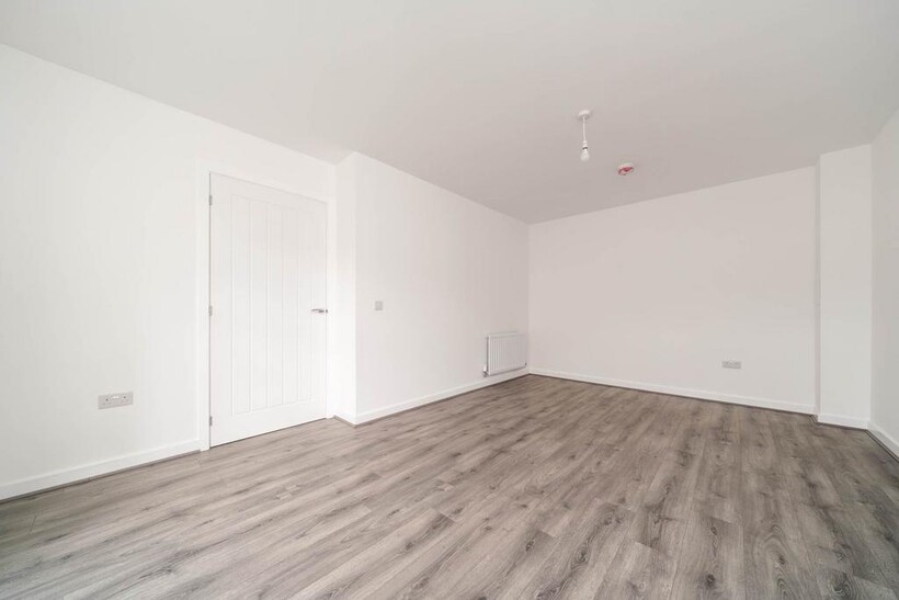 Caplethill Road, Paisley 4 bed detached house to rent - £2,295 pcm (£530 pw)