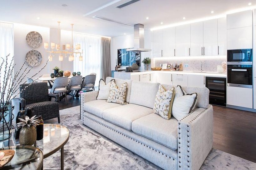 London SW11 3 bed apartment to rent - £11,418 pcm (£2,635 pw)