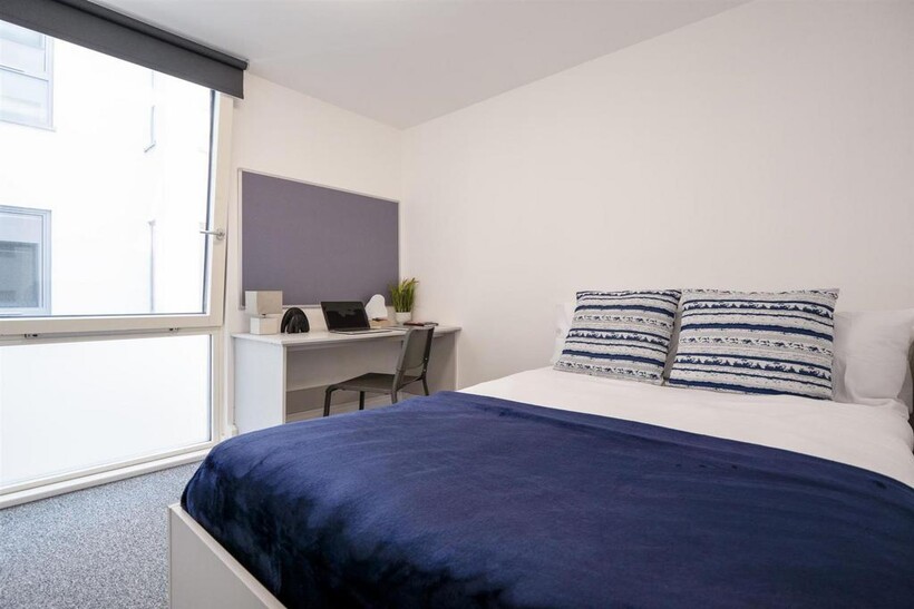 York Street, Sheffield S1 1 bed in a flat share to rent - £429 pcm (£99 pw)