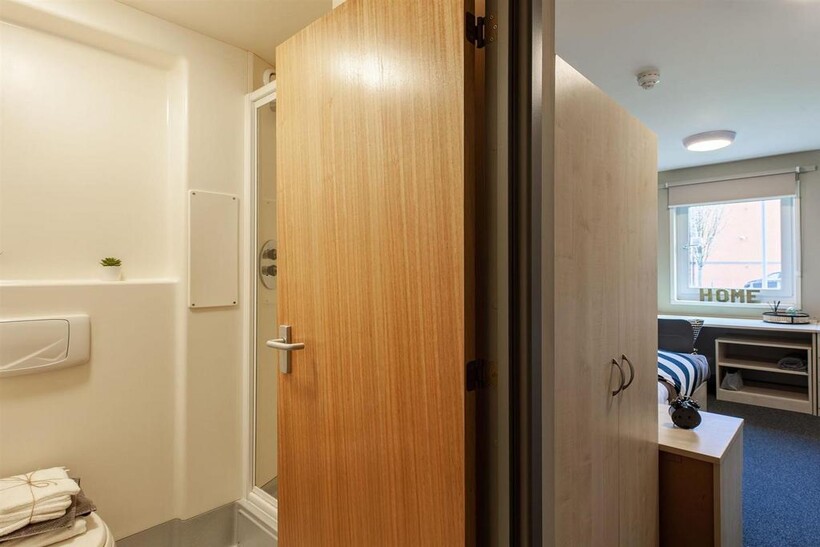 Boston Street, Sheffield S2 1 bed in a flat share to rent - £429 pcm (£99 pw)