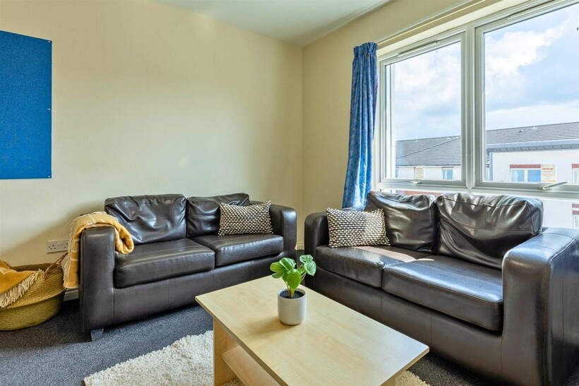 Brook Street, Preston PR1 1 bed in a flat share to rent - £429 pcm (£99 pw)