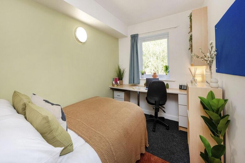 Leighton Street, Preston PR1 1 bed in a flat share to rent - £446 pcm (£103 pw)