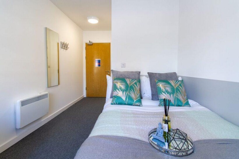 Cathedral Road, Derby DE1 1 bed in a flat share to rent - £693 pcm (£160 pw)