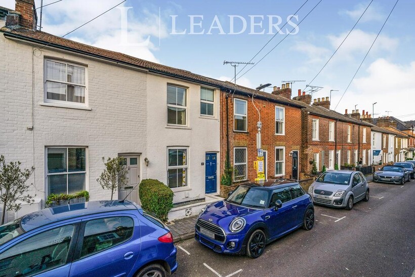 Alexandra Road, AL1 2 bed terraced house to rent - £1,825 pcm (£421 pw)