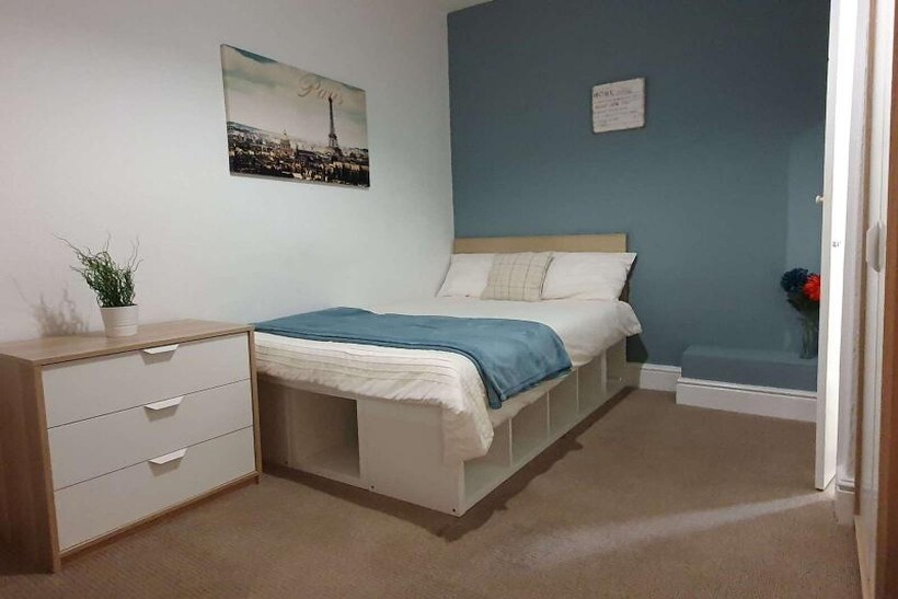 Meyrick rd ST17 1 bed in a house share to rent - £595 pcm (£137 pw)