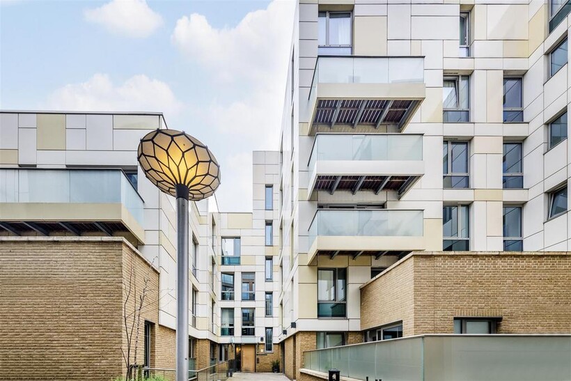 43507 hi-res(01).jpg