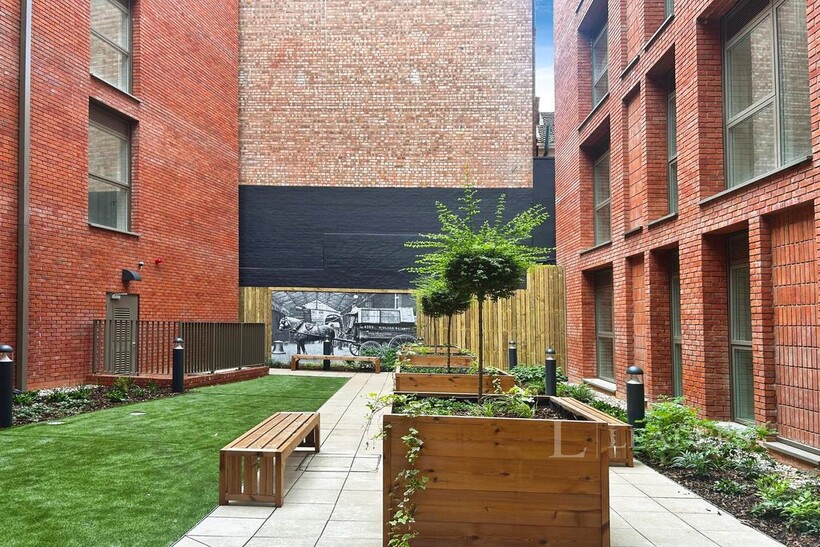 Apartment, Chapmans Yard, Upper Gough... 1 bed apartment to rent - £1,040 pcm (£240 pw)