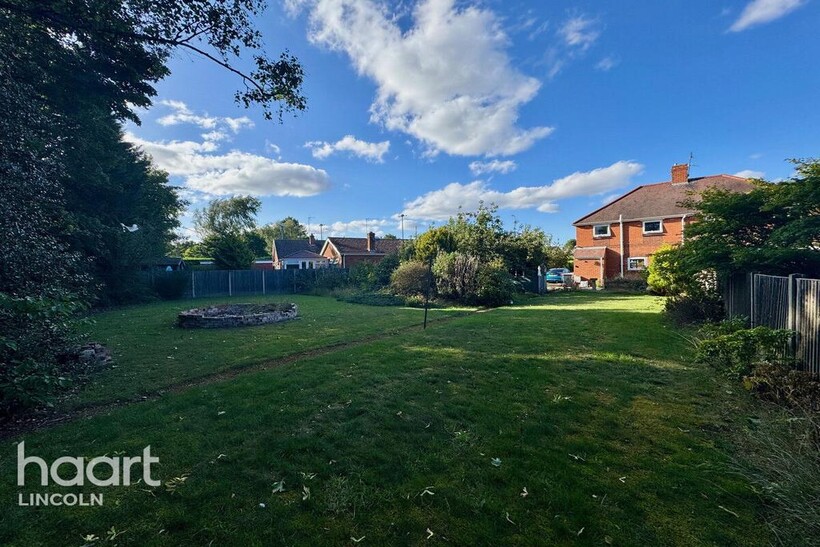 Skellingthorpe Road, Lincoln 3 bed semi-detached house to rent - £1,095 pcm (£253 pw)