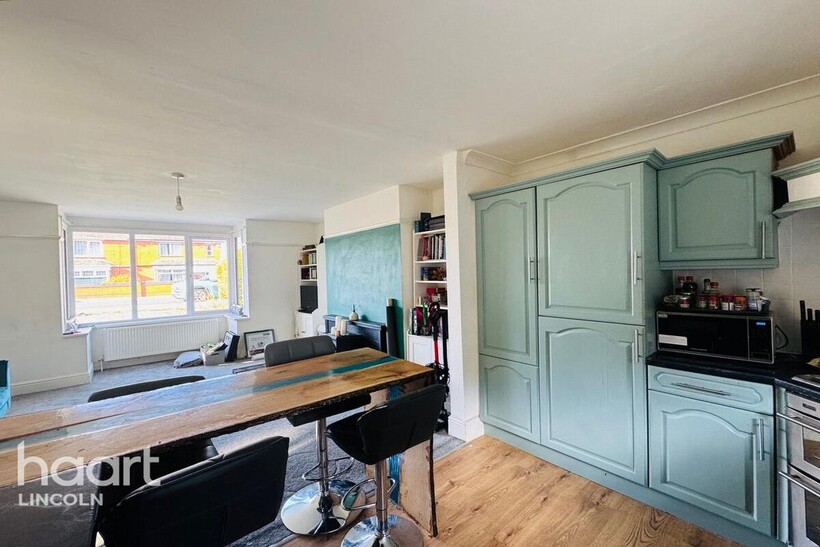 Skellingthorpe Road, Lincoln 3 bed semi-detached house to rent - £1,095 pcm (£253 pw)