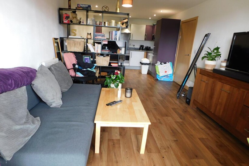 Caelum Drive, Colchester CO2 1 bed apartment to rent - £995 pcm (£230 pw)