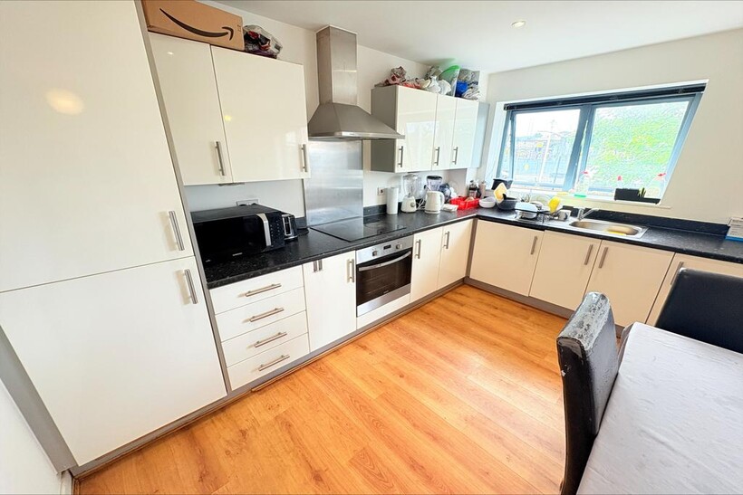 Ballantyne Drive, Colchester CO2 2 bed apartment to rent - £1,295 pcm (£299 pw)