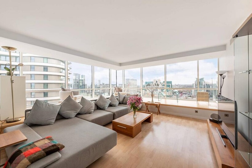 Grosvenor Road, Pimlico, London, SW1V 2 bed flat to rent - £6,933 pcm (£1,600 pw)