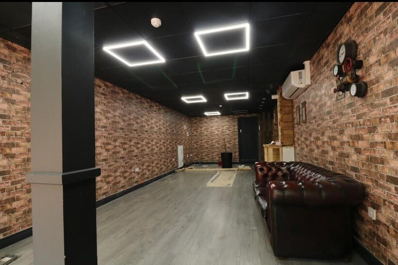 HIGH STREET, BLOXWICH, WALSALL Retail property (high street) to rent - £1,042 pcm (£240 pw)