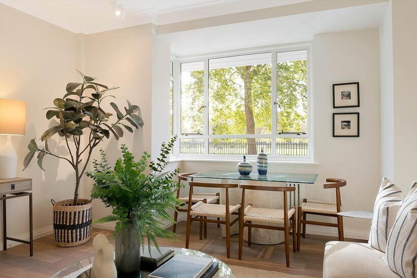 Burton Court, Franklin's Row... 2 bed flat to rent - £5,092 pcm (£1,175 pw)