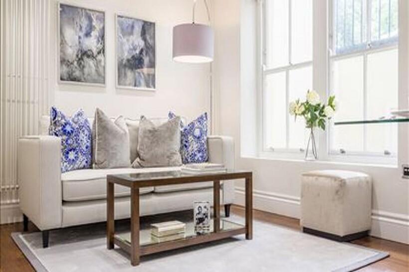 Kensington Gardens Square, London, W2 1 bed flat to rent - £3,076 pcm (£710 pw)