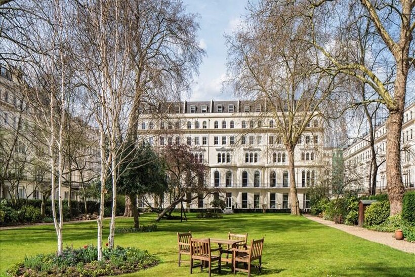 Kensington Gardens Square, Bayswater, W2 1 bed flat to rent - £3,077 pcm (£710 pw)