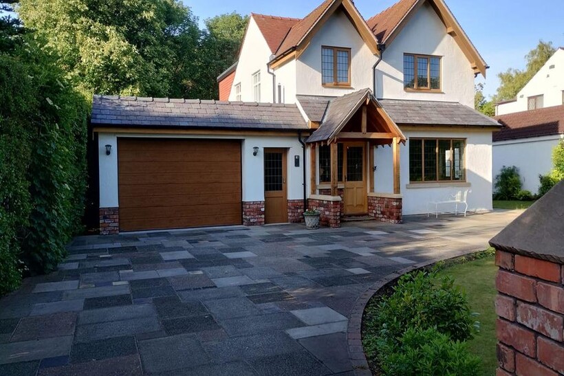 Moss Lane, Southport PR9 3 bed detached house to rent - £65,000 pcm (£15,000 pw)