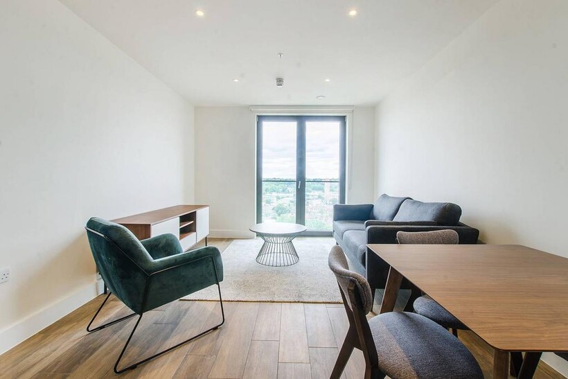 Union Wharf, Greenwich, London, SE8 1 bed flat to rent - £2,525 pcm (£583 pw)