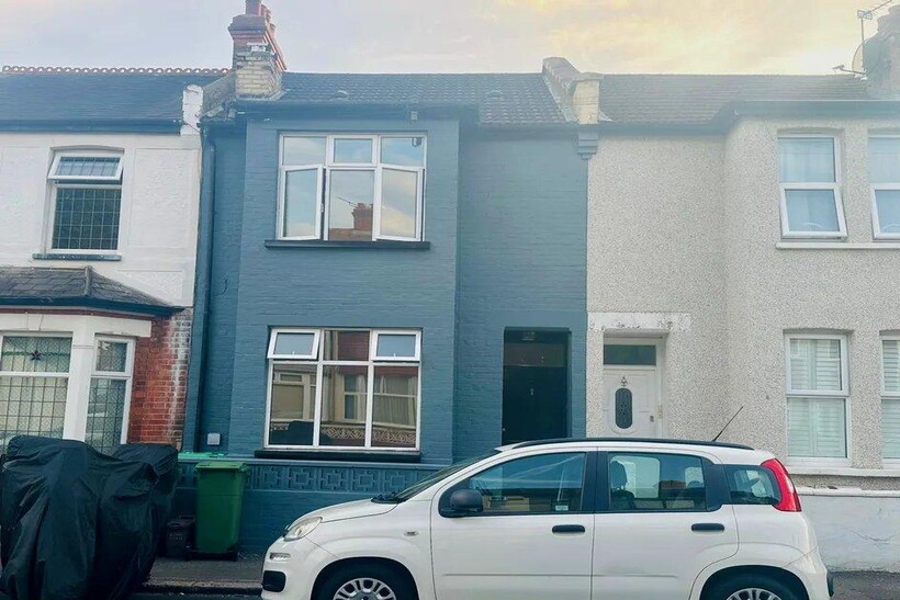 York Street, Mitcham 5 bed house to rent - £4,950 pcm (£1,142 pw)