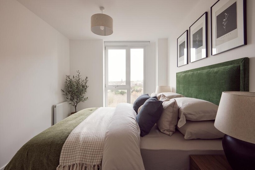 at The Junction, The Junction, The... 3 bed apartment to rent - £2,050 pcm (£473 pw)