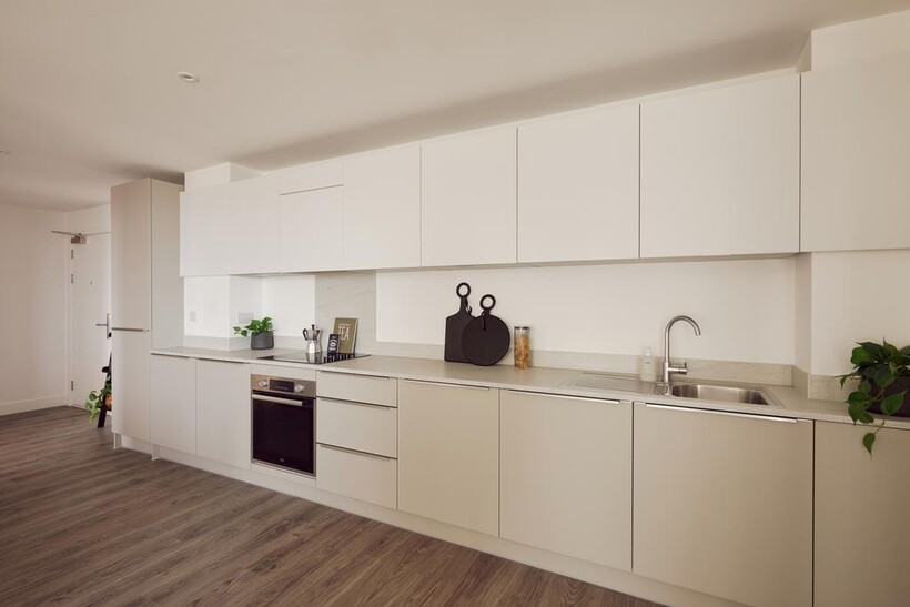 at The Junction, The Junction, The... 3 bed apartment to rent - £2,050 pcm (£473 pw)