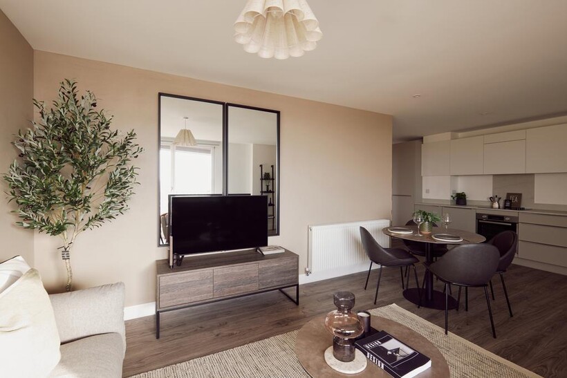 at The Junction, The Junction, The... 3 bed apartment to rent - £2,050 pcm (£473 pw)