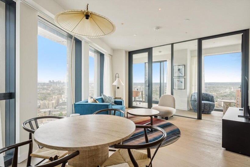 River Park Tower, Nine Elms Lane... 2 bed flat to rent - £6,153 pcm (£1,420 pw)