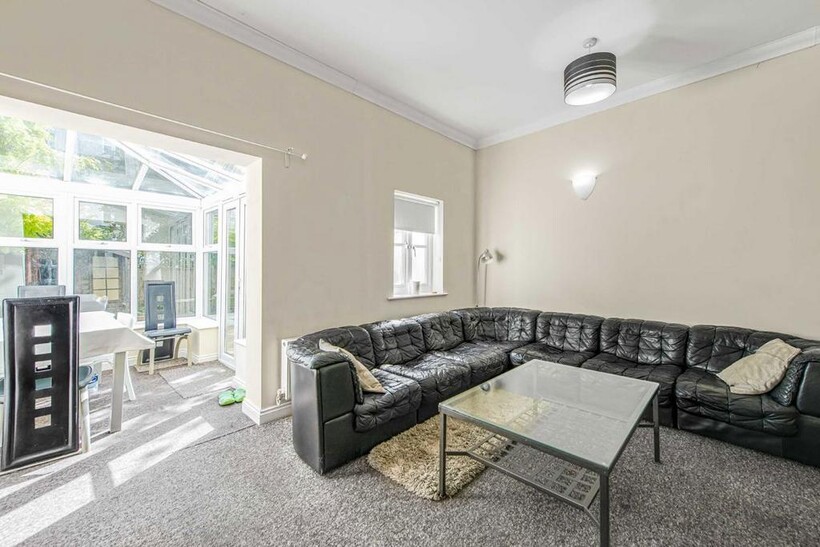 Dudley Mews, London SW2 4 bed house to rent - £4,350 pcm (£1,004 pw)