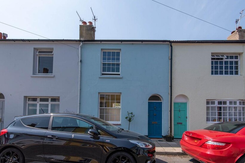 Kemp Street, Brighton 2 bed terraced house to rent - £2,295 pcm (£530 pw)