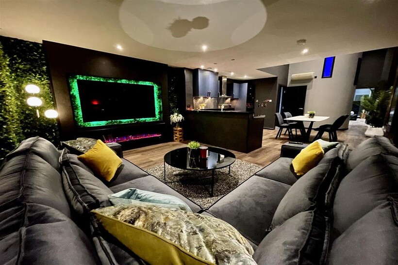 Albion Street, Leeds LS2 2 bed penthouse to rent - £3,750 pcm (£865 pw)