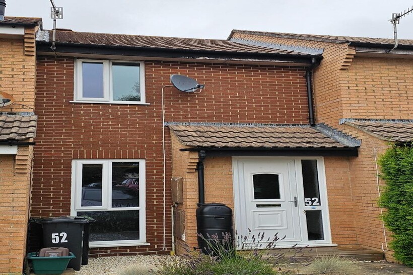 Weymouth DT3 2 bed terraced house to rent - £1,095 pcm (£253 pw)