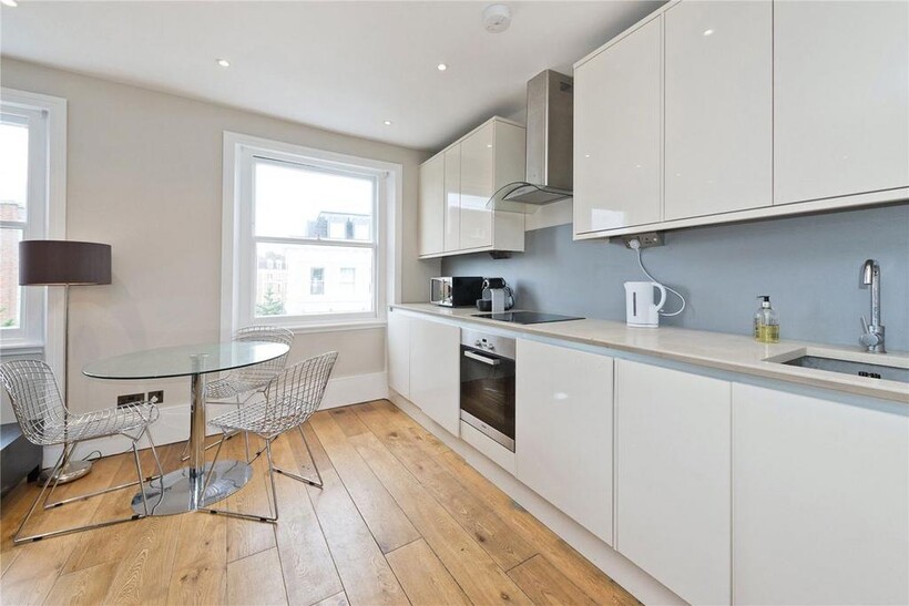 Collingham Place, London SW5 2 bed flat to rent - £3,467 pcm (£800 pw)