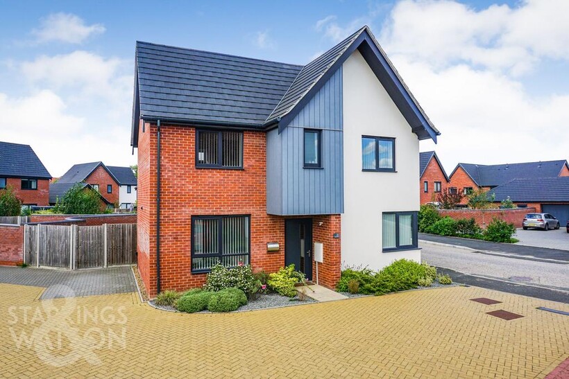 Mentmore Way, Poringland, Norwich 5 bed detached house to rent - £1,800 pcm (£415 pw)