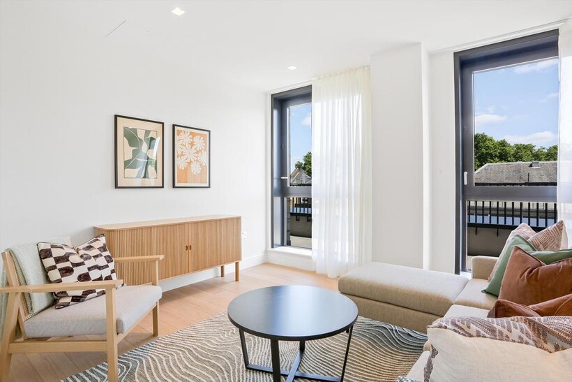 Morwell Street, London, WC1B 4 bed flat to rent - £10,833 pcm (£2,500 pw)