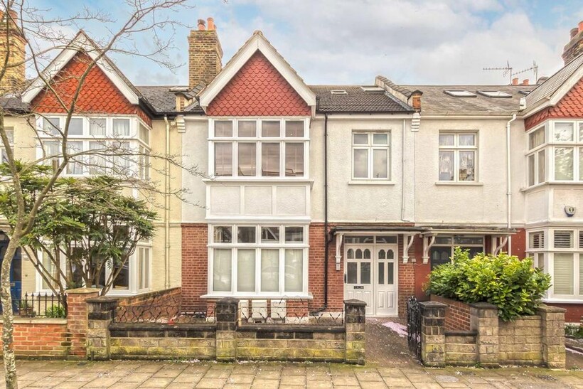 Stile Hall Gardens, London W4 1 bed flat to rent - £1,846 pcm (£426 pw)