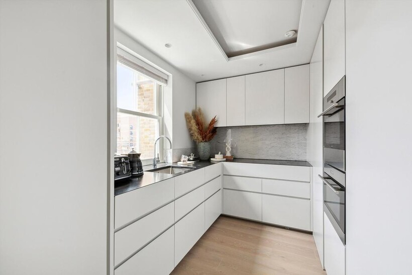 Beaufort Gardens, London, SW3 1 bed flat to rent - £4,658 pcm (£1,075 pw)