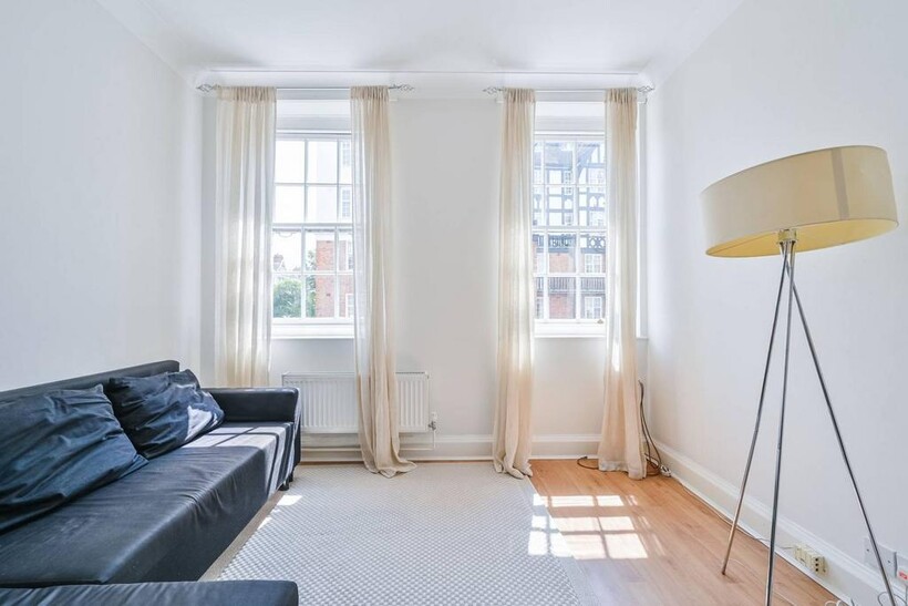 Hill Road, St John's Wood, London, NW8 1 bed flat to rent - £2,535 pcm (£585 pw)