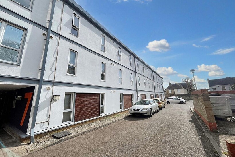 Tonbridge Road, Maidstone ME16 1 bed in a house share to rent - £650 pcm (£150 pw)