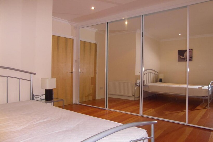 North Terrace, Newcastle Upon Tyne 2 bed flat to rent - £1,175 pcm (£271 pw)