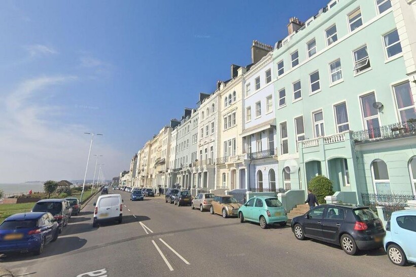 Marina, St Leonards-on-Sea 2 bed flat to rent - £970 pcm (£224 pw)