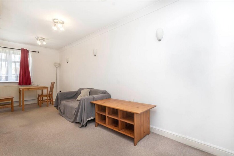 Noel Road, London W3 1 bed flat to rent - £1,547 pcm (£357 pw)