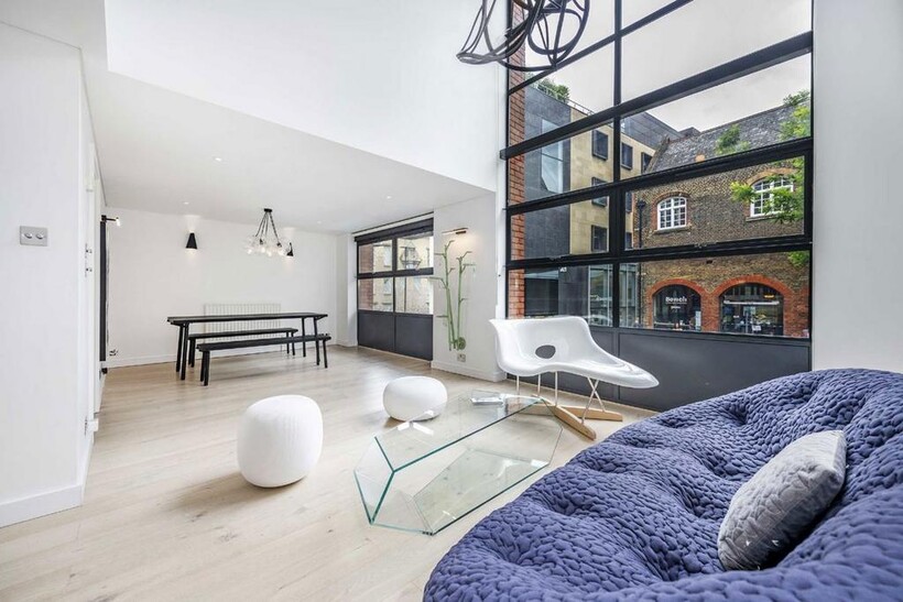 Britton Street, London EC1M 2 bed flat to rent - £4,398 pcm (£1,015 pw)