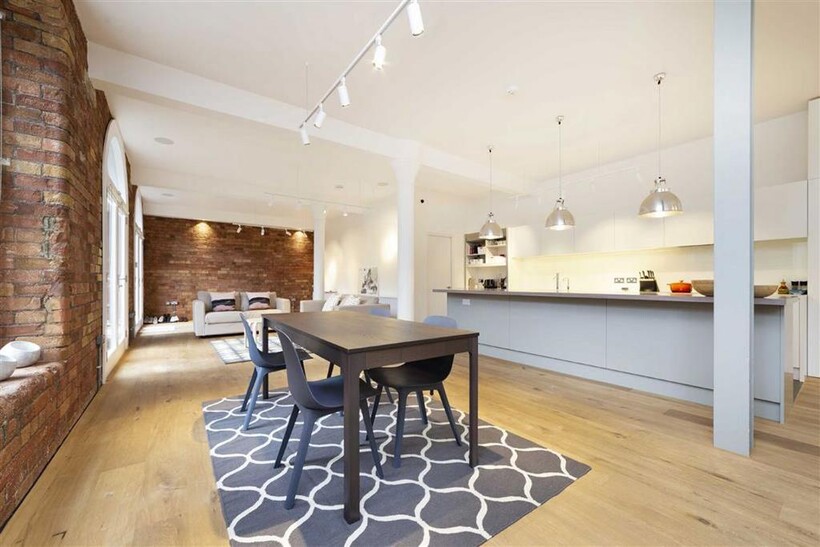 Green Walk, London SE1 3 bed flat to rent - £4,749 pcm (£1,096 pw)
