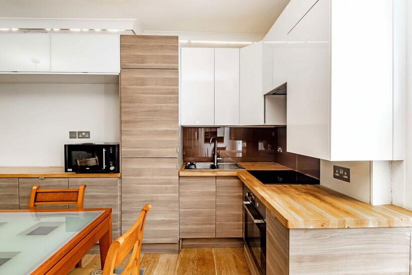 Holland Road, London W14 1 bed flat to rent - £1,998 pcm (£461 pw)