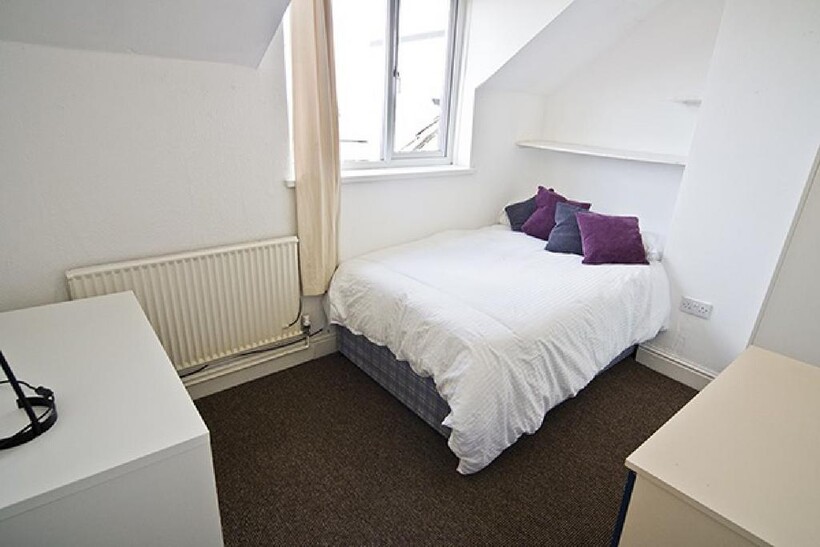 Nottingham NG7 1 bed house to rent - £430 pcm (£99 pw)