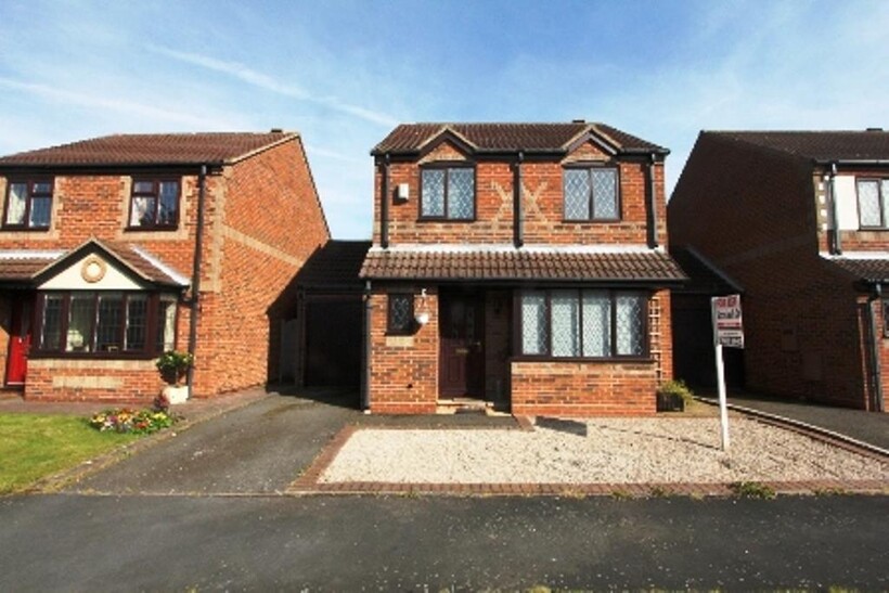 Blackett Drive, Heather, Leicestershire 3 bed detached house to rent - £1,130 pcm (£261 pw)